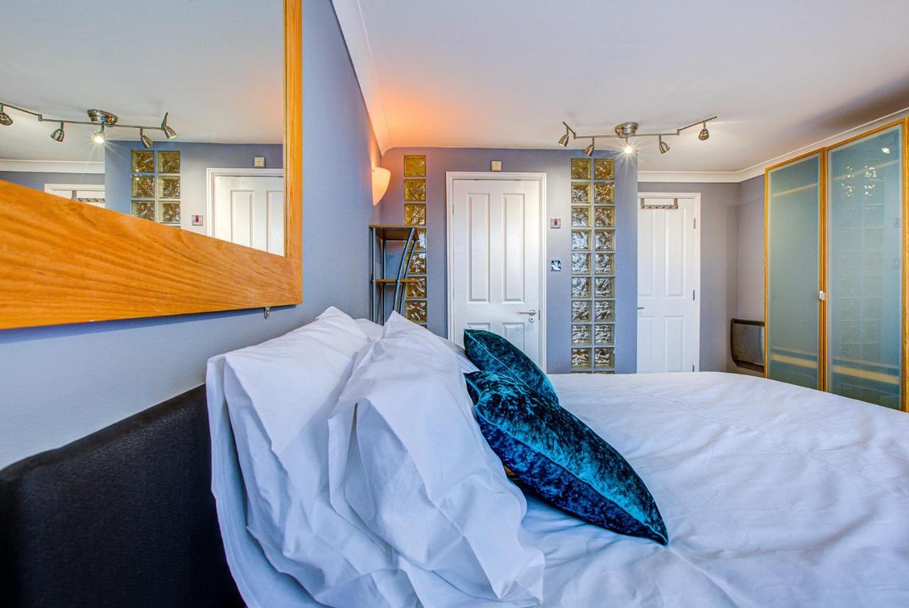 Statera Apartments - Thames View Лондон Екстер'єр фото