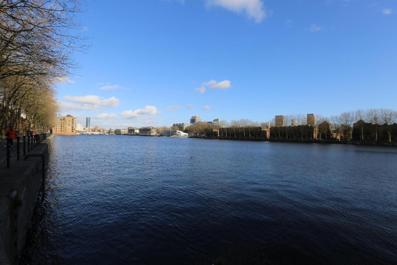 Statera Apartments - Thames View Лондон Екстер'єр фото