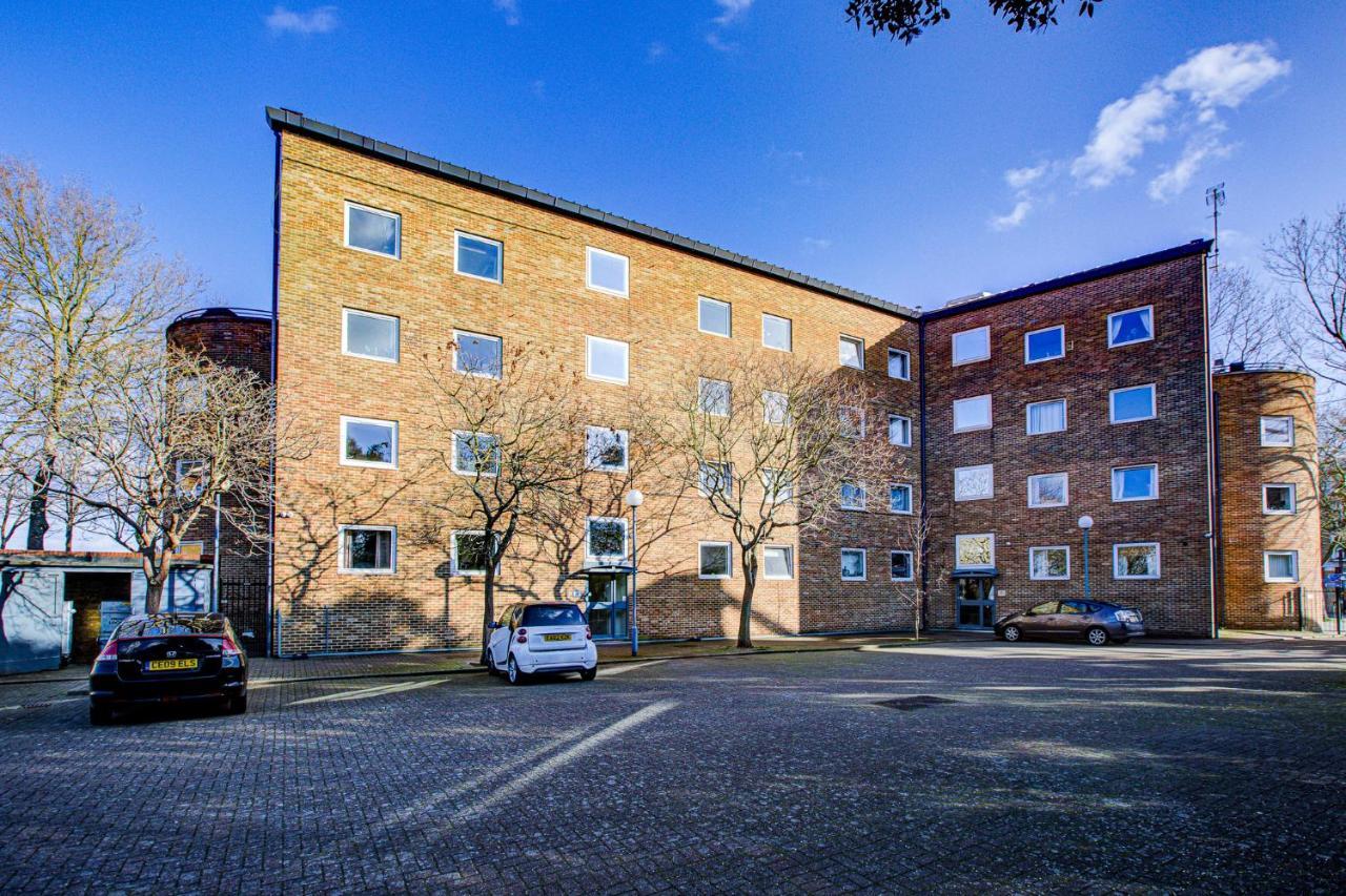 Statera Apartments - Thames View Лондон Екстер'єр фото